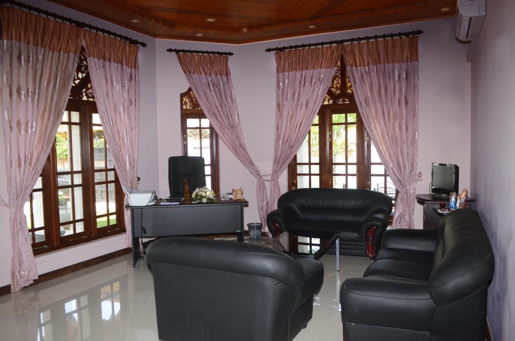 Lovely Villa Negombo Ettukala Екстериор снимка