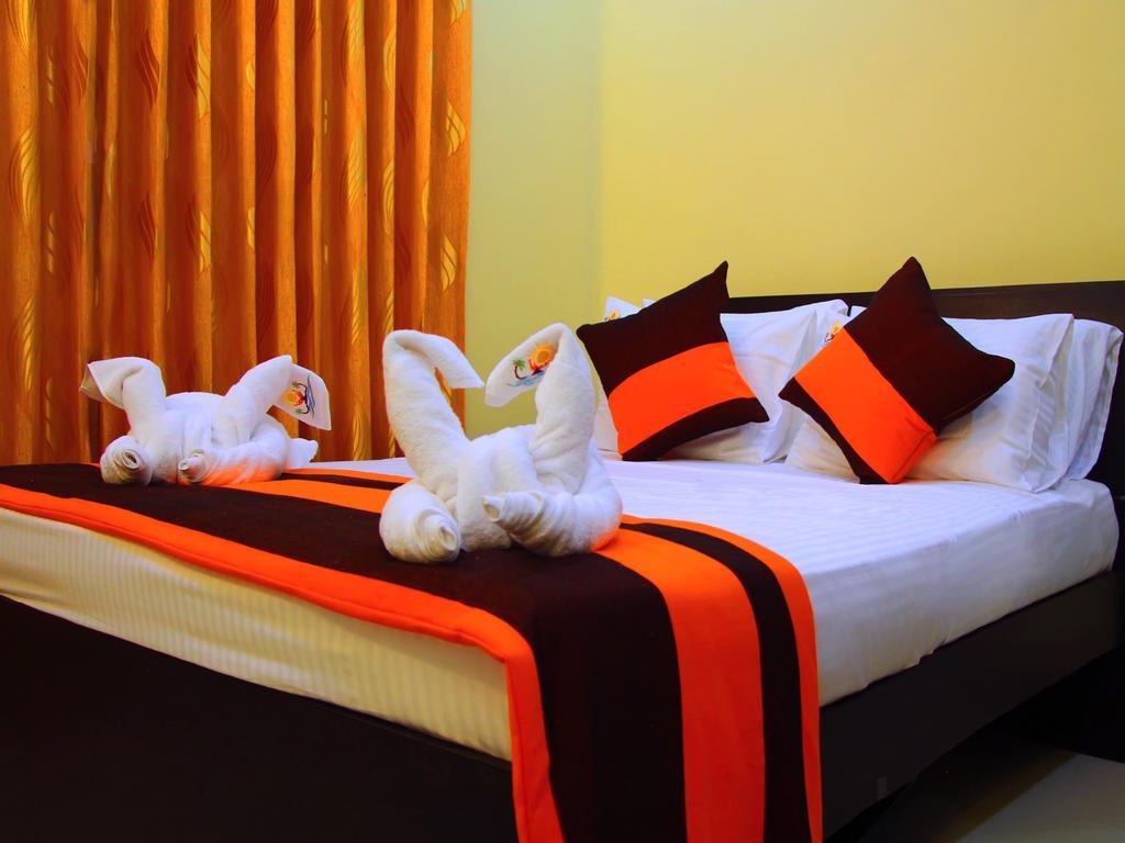 Lovely Villa Negombo Ettukala Екстериор снимка
