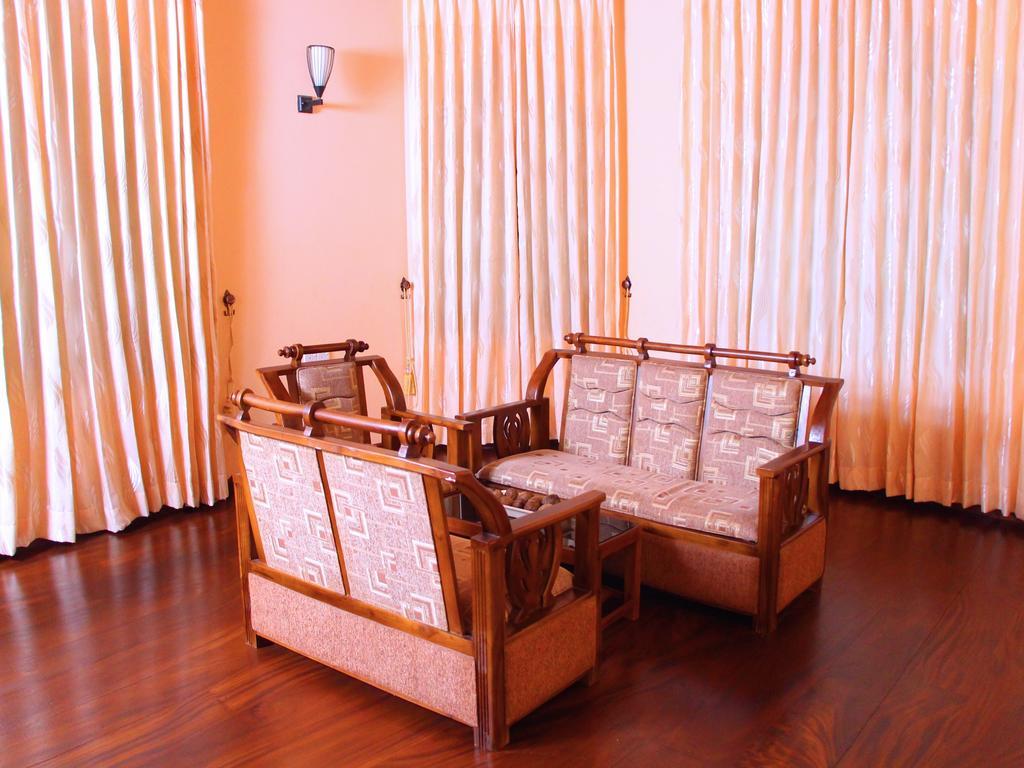Lovely Villa Negombo Ettukala Екстериор снимка
