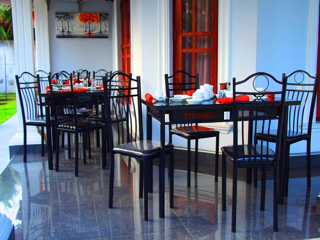 Lovely Villa Negombo Ettukala Екстериор снимка