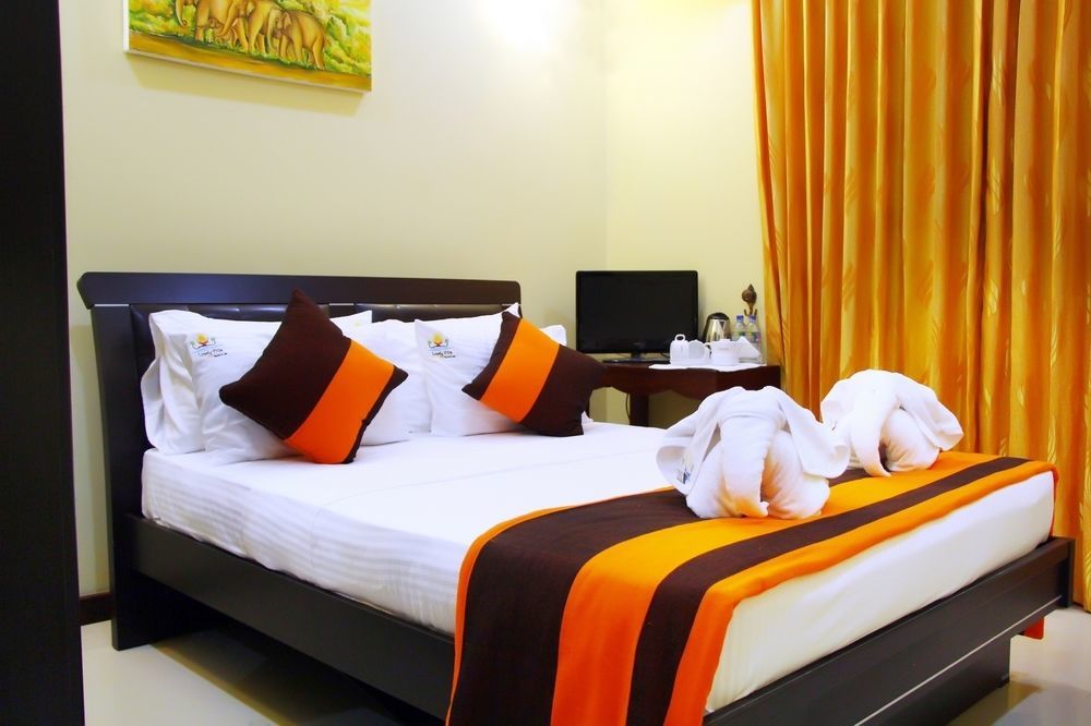 Lovely Villa Negombo Ettukala Екстериор снимка